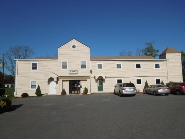 Value Inn East Stroudsburg image 5