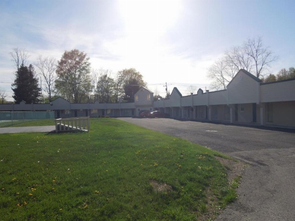 Value Inn East Stroudsburg image 6