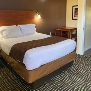  hotels in dunmore pa
